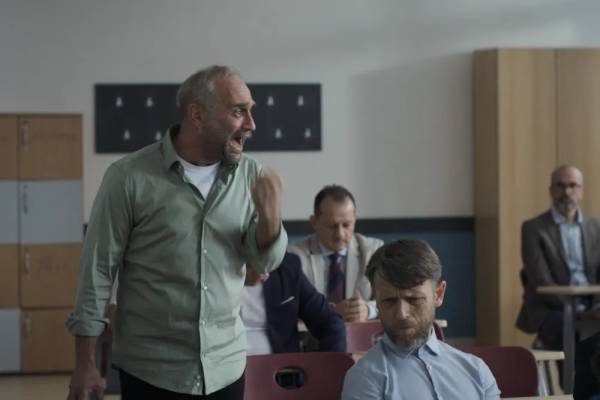 «Небажана людина» — драма про ксенофобію — отримала головну нагороду кінофестивалю в Локарно. 4 «Небажана людина» — драма про ксенофобію — отримала головну нагороду кінофестивалю в Локарно. 4