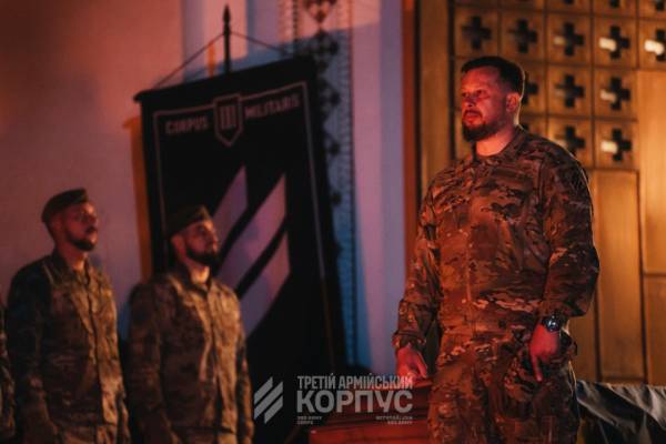 У Києві пройшла церемонія прощання з полковником Євгеном Коновальцем 8