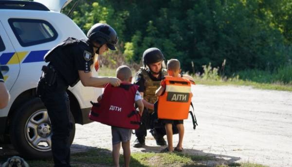 Кабмін пропонує розширити перелік дітей, постраждалих від війни