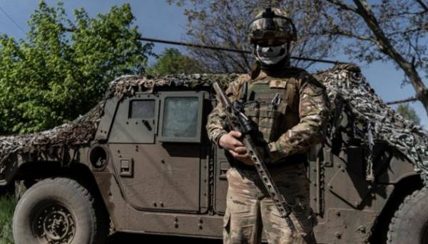 Видано в Україні книгу командира відомого підрозділу «Привиди Бахмута: свідчення снайпера»