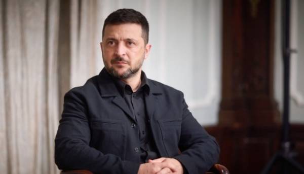 Зеленський підтримав ідею створити нагороду для молоді віком 18-25 років, яка пішла у військо