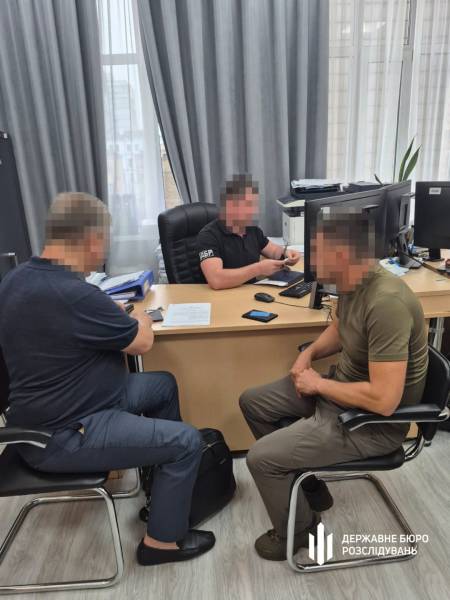 Майже ₴21 мільйон необґрунтованих активів: екскомандувачу логістики Повітряних сил повідомили про підозру 6 Майже ₴21 мільйон необґрунтованих активів: екскомандувачу логістики Повітряних сил повідомили про підозру 6