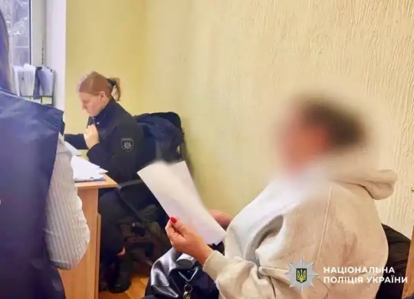 Виховательку дитячого будинку на Київщині підозрюють у знущаннях над дітьми 4 Виховательку дитячого будинку на Київщині підозрюють у знущаннях над дітьми 4