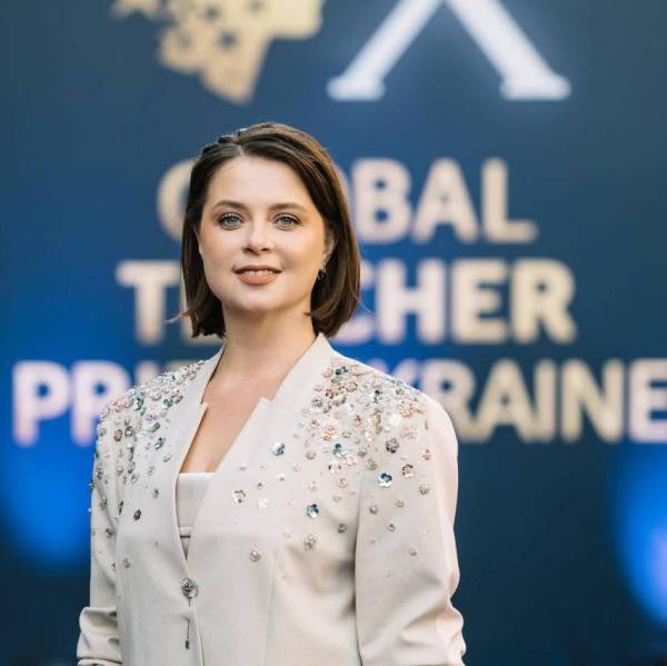 Розкриваємо секрети диктанту: у чому особливість стилю Артура Дроня